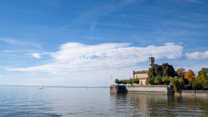 Schloss Montfort langs de Bodensee-Radweg